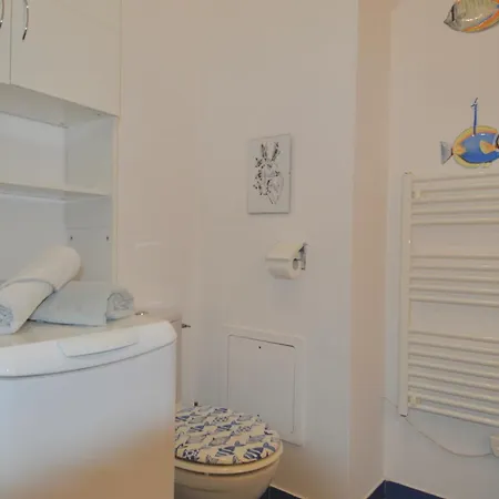 Apartman La Petite Marine, Wifi Et Jardin A 100m De La *